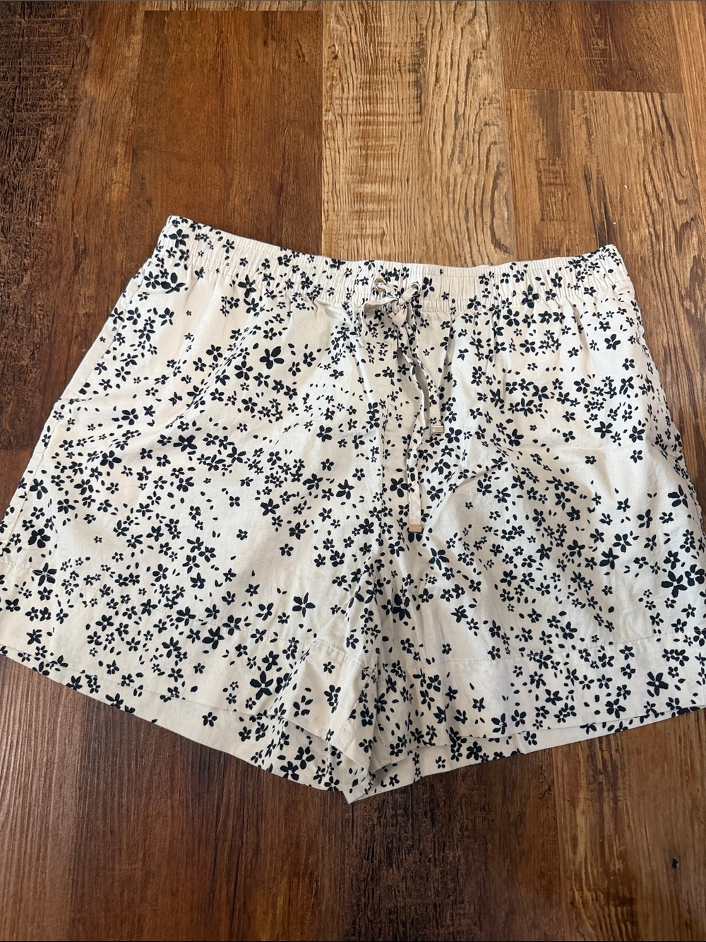 H&M Cream High-Waist Floral Drawstring Shorts with Black Print